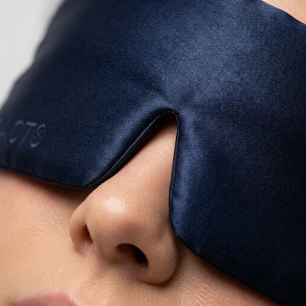 PRACTS 3D Konturerad Sovmask i Mullbärssilke